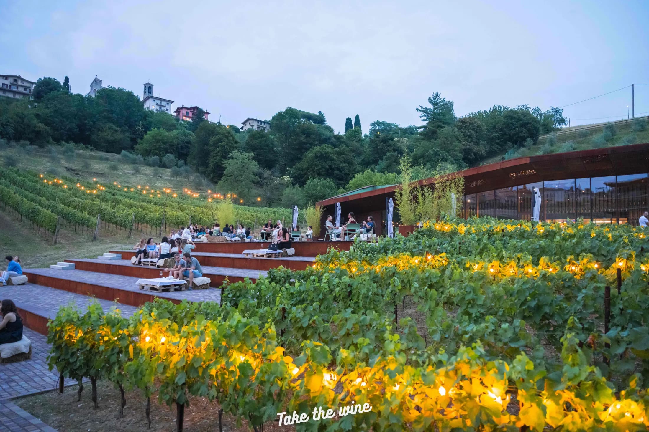 Apericena gastronomico in cantina con dj set — foto 3